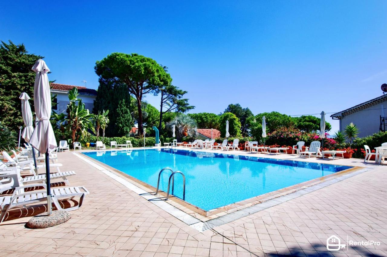 Apartmán Free Parking-Sea View, With Pool & Garden Sanremo Exteriér fotografie