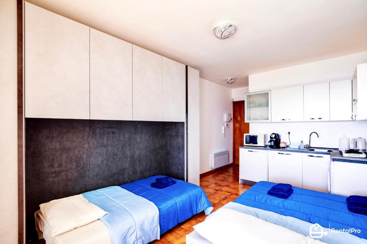 Apartmán Free Parking-Sea View, With Pool & Garden Sanremo Exteriér fotografie